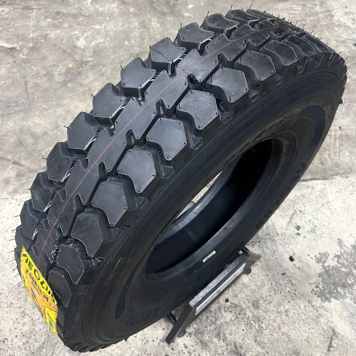 Llanta 7.00R16 14PR 118/114K ADC57
