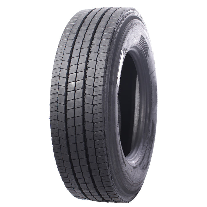 Servicio de Reencauche 215/75R17.5 XZE1